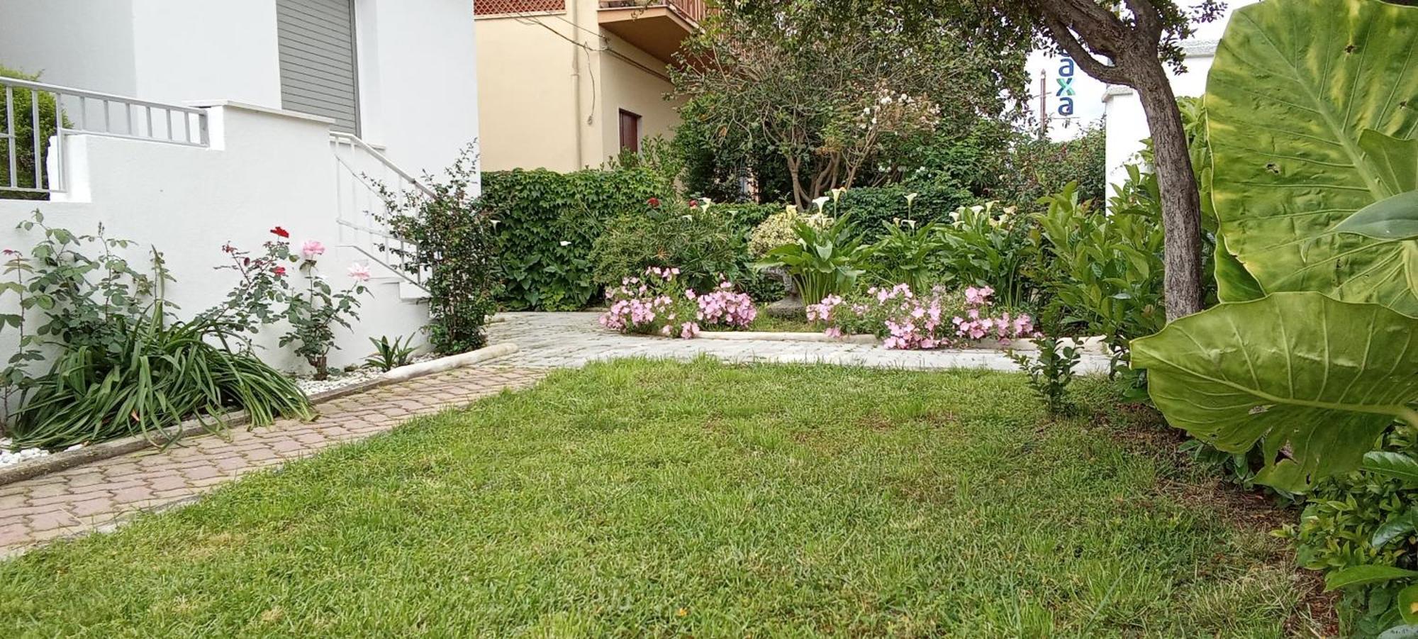 Doctor Guest House Tortolì Exterior foto